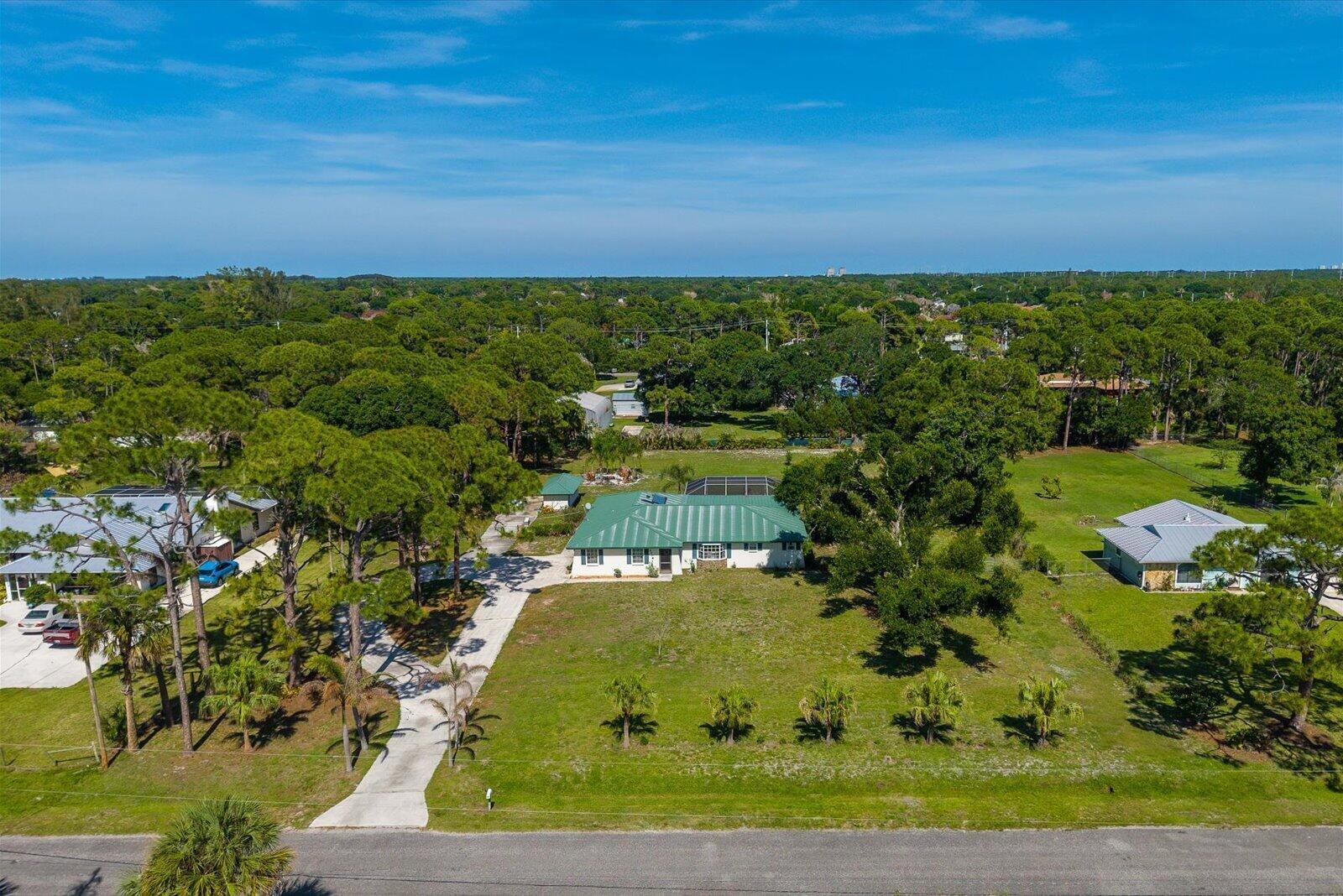 6008 Palmetto Drive, Fort Pierce FL 34982 photo 2