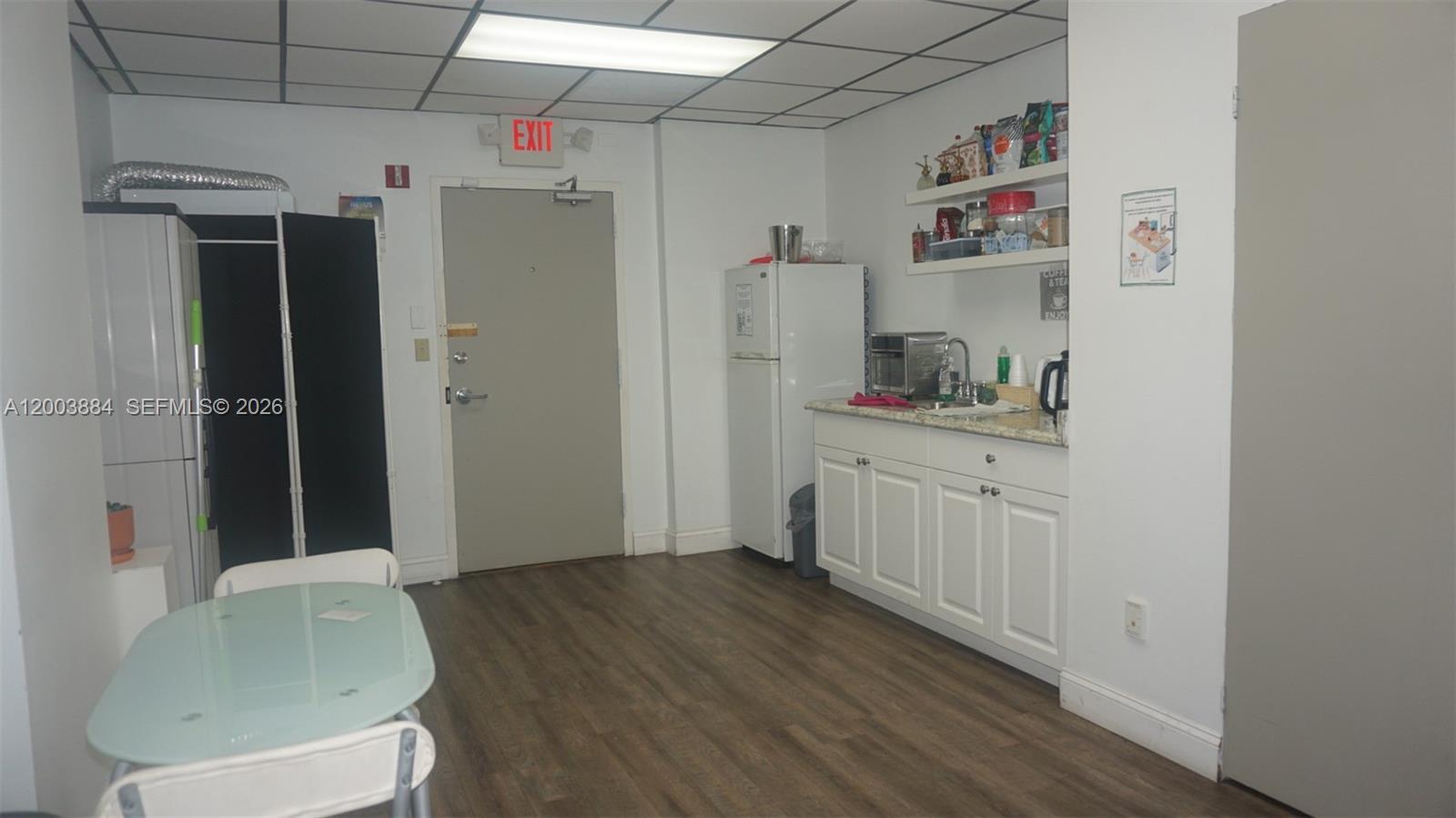 1250 E Hallandale Beach Blvd, Hallandale Beach FL 33009 photo 5