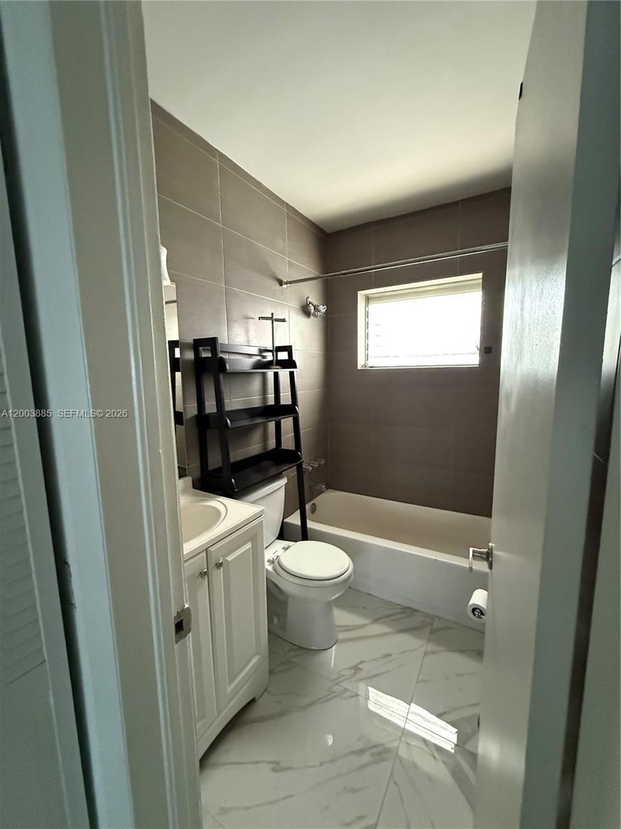 1611 West Ave # 12, Miami Beach FL 33139 photo 2
