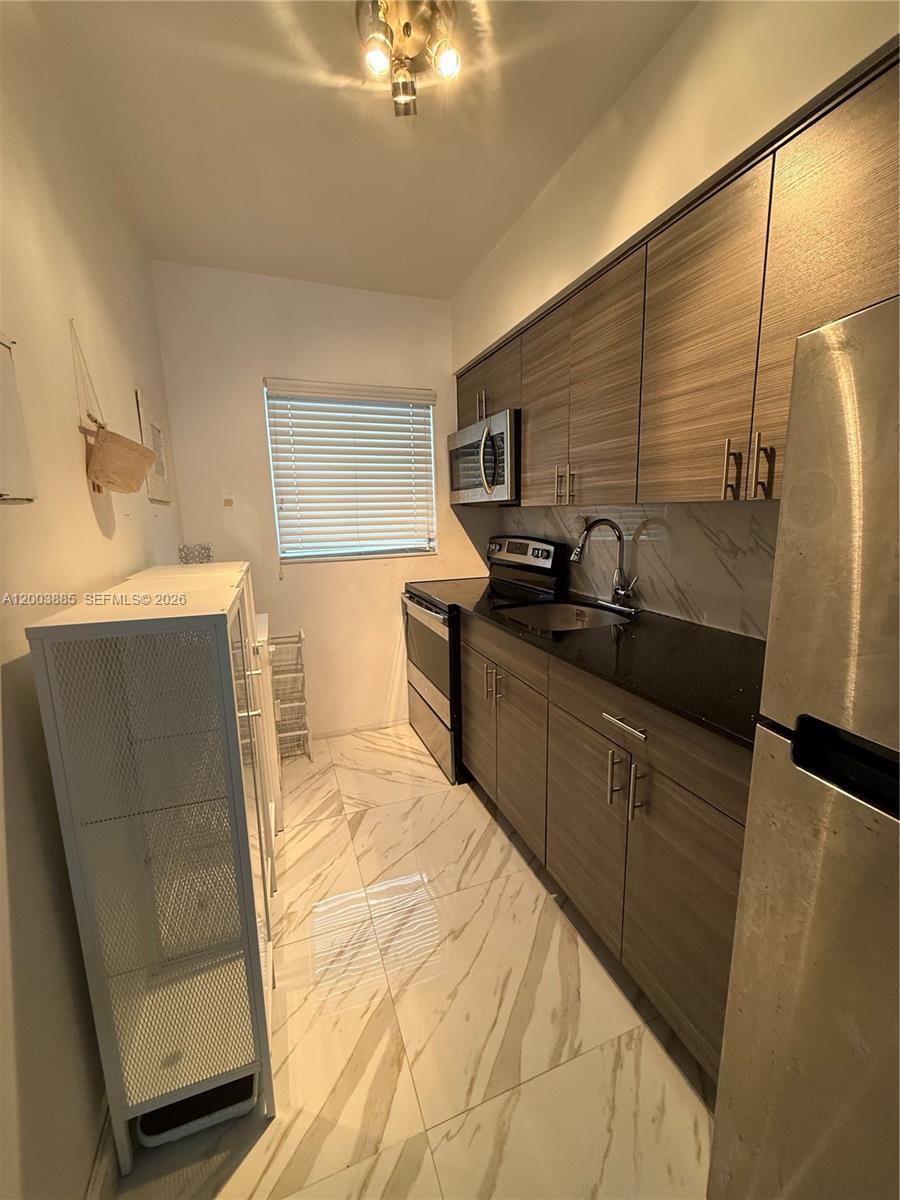 1611 West Ave # 12, Miami Beach FL 33139 photo 4