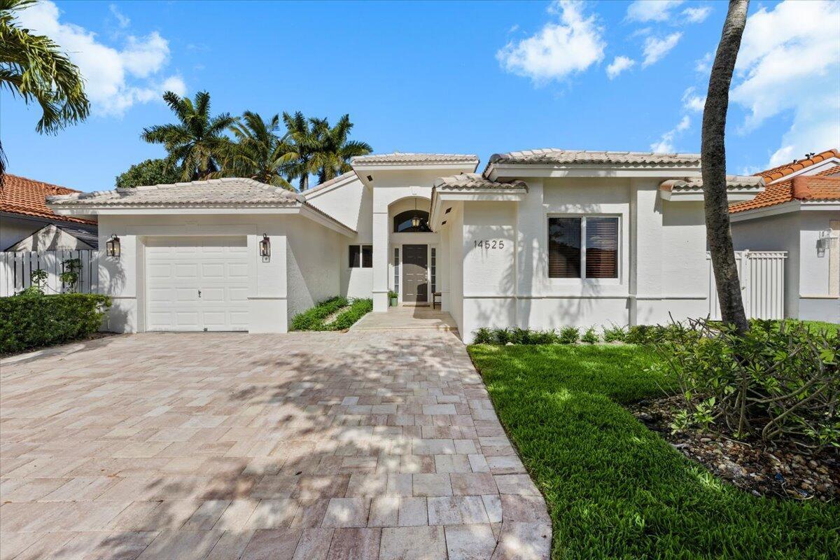 14525 NW 88th Avenue, Miami Lakes FL 33018