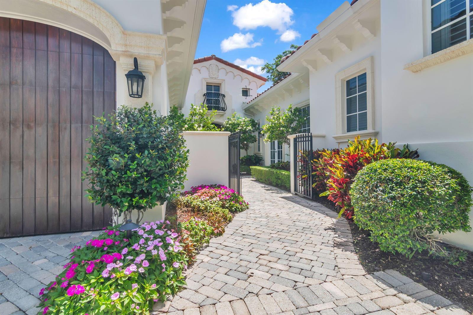 11202 Orange Hibiscus Lane, Palm Beach Gardens FL 33418 photo 3
