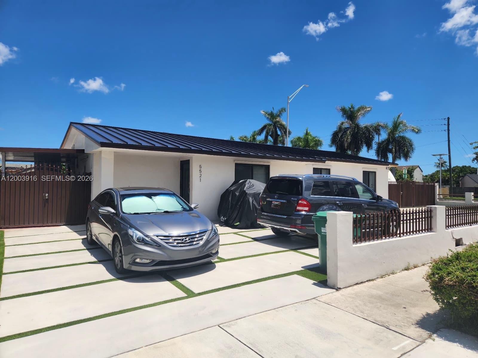 5521 SW 132nd Ave, Miami FL 33175 photo 2