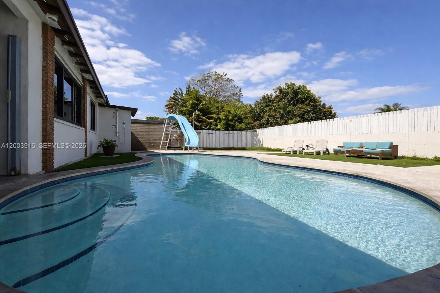 5521 SW 132nd Ave, Miami FL 33175 photo 3