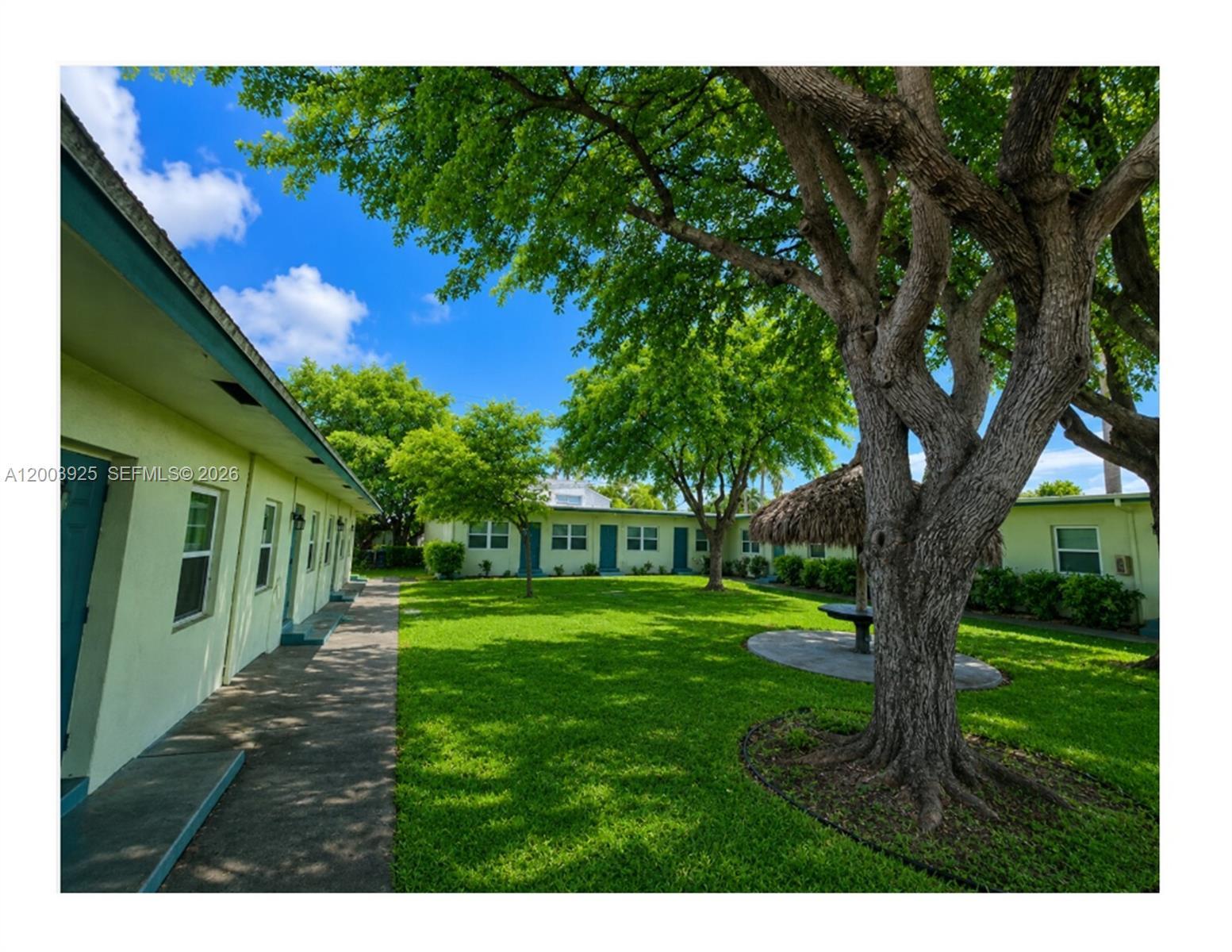 705-713 NE 3rd St # 9, Hallandale Beach FL 33009 photo 2