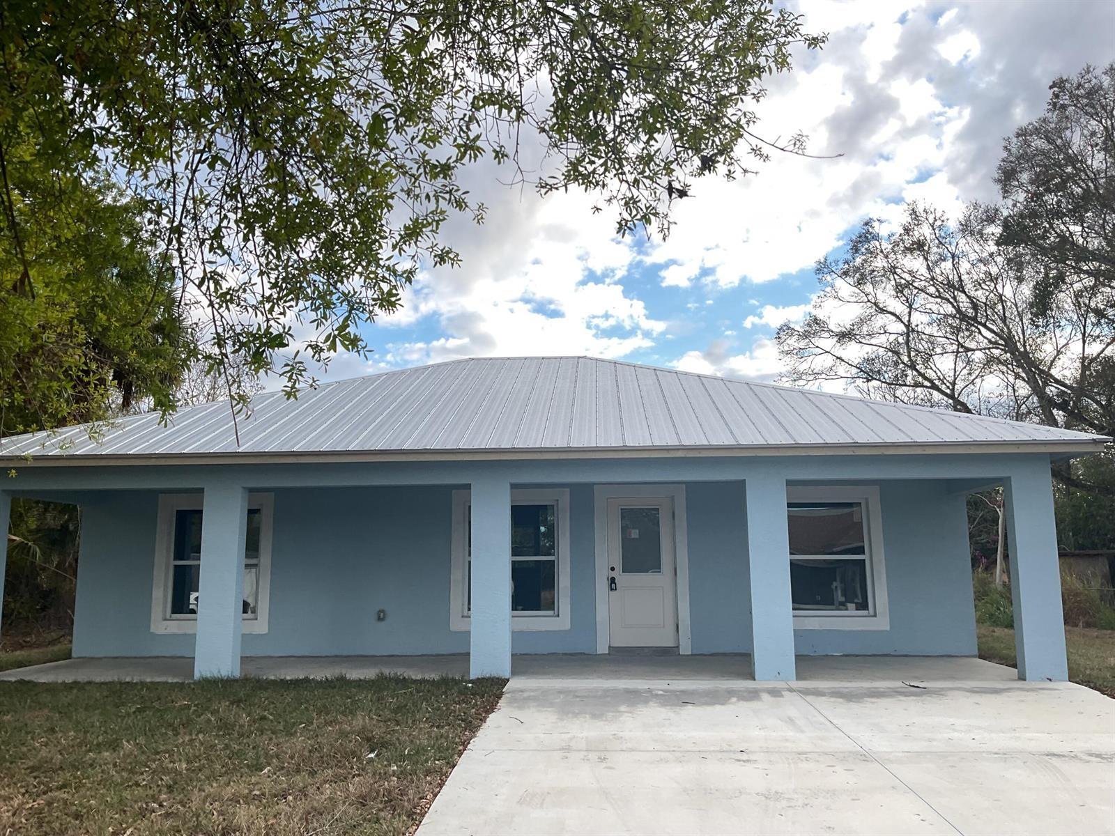 2432 NW 5th Street, Okeechobee FL 34972 photo 2