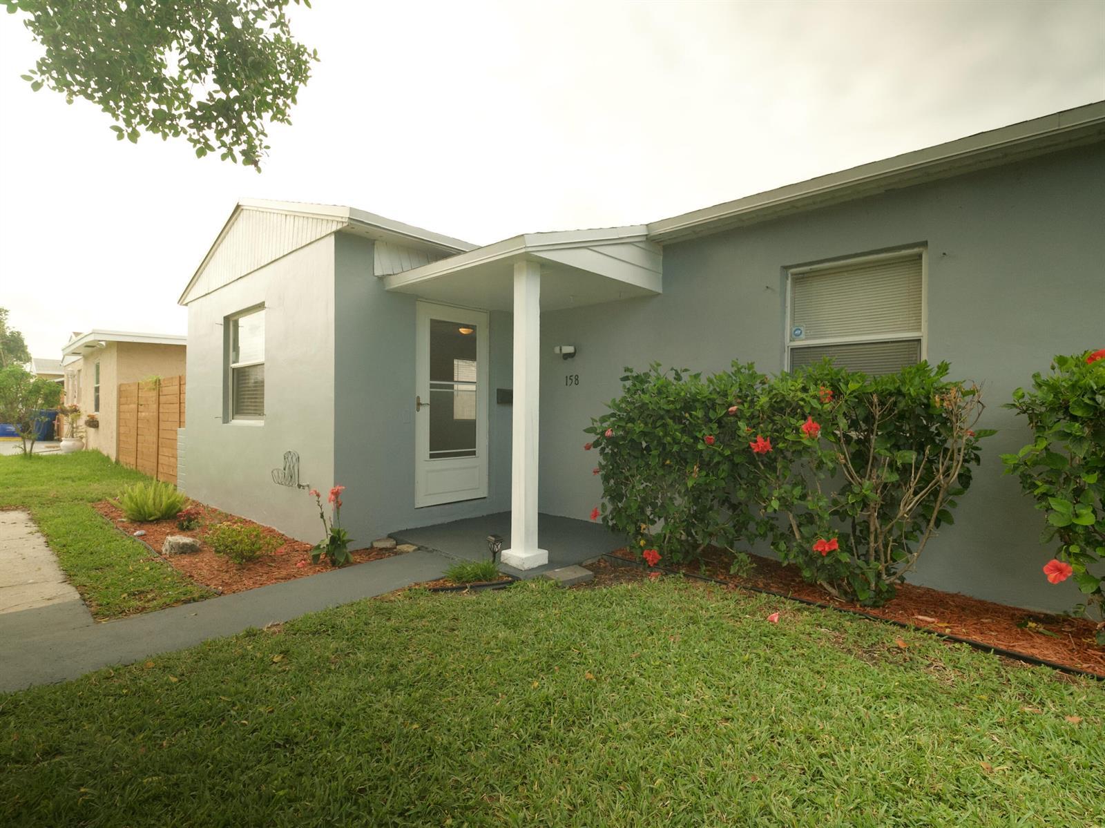 158 W 25th Street, Riviera Beach FL 33404 photo 3