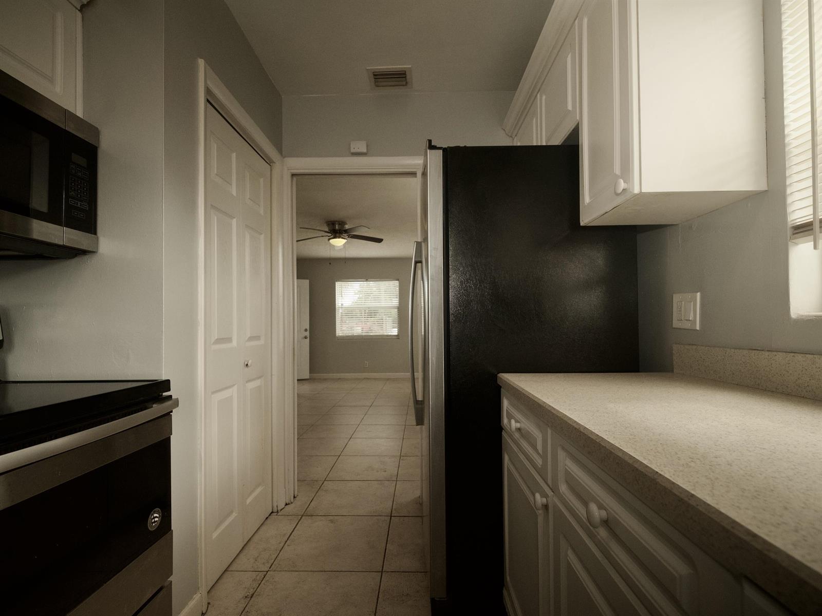 158 W 25th Street, Riviera Beach FL 33404 photo 5