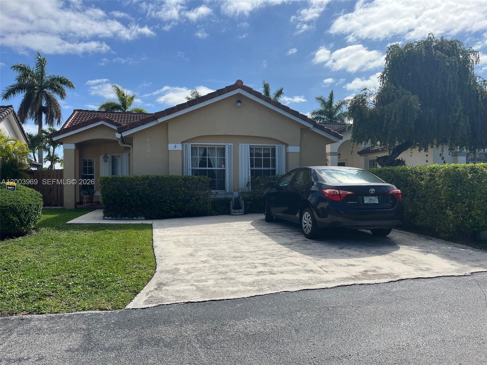 6061 SW 128th Ct, Miami FL 33183 photo 2
