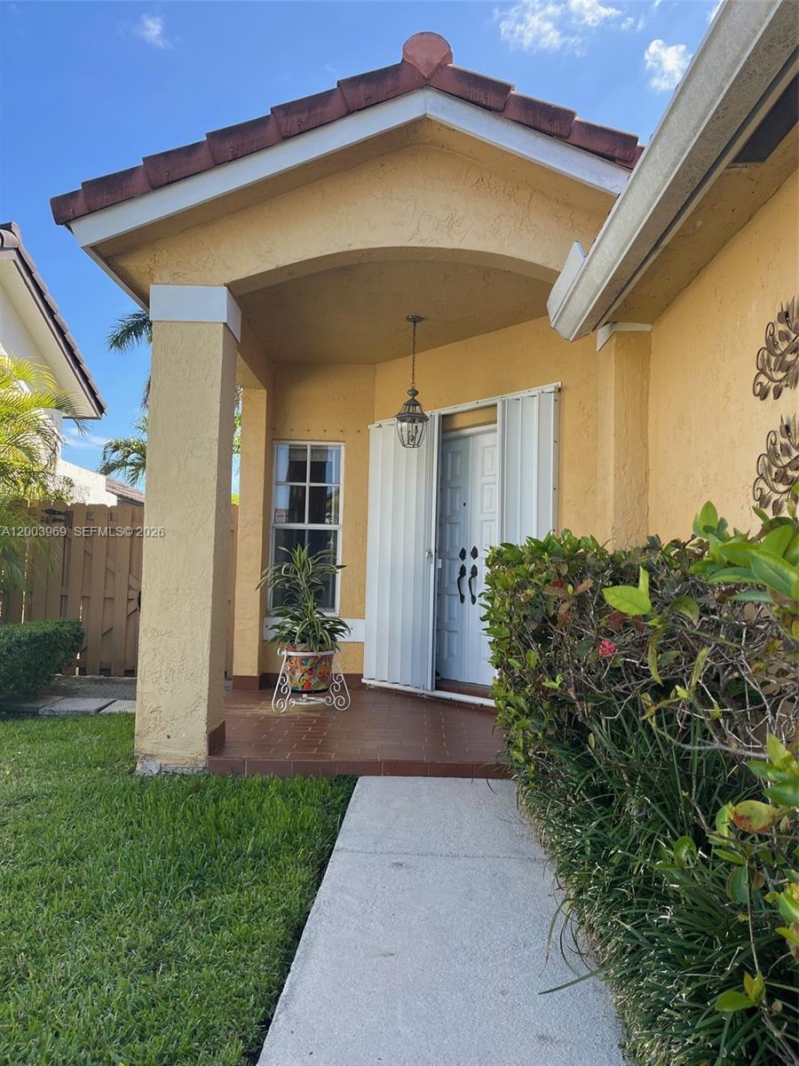 6061 SW 128th Ct, Miami FL 33183 photo 3