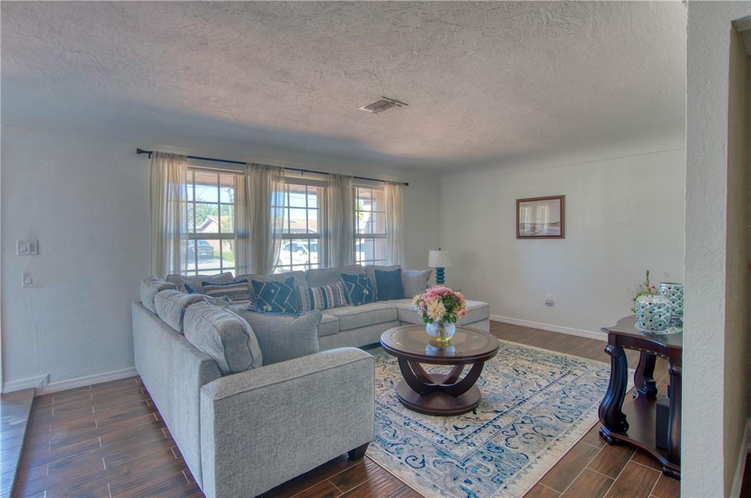 3513 E Shore Road, Miramar FL 33023