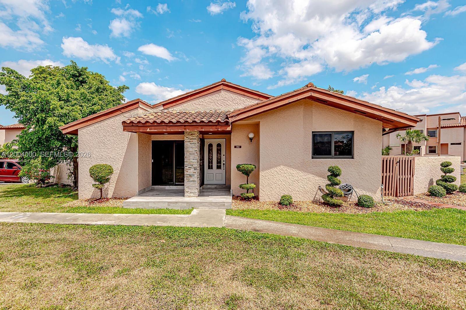 740 NW 105th Pl # A6, Miami FL 33172