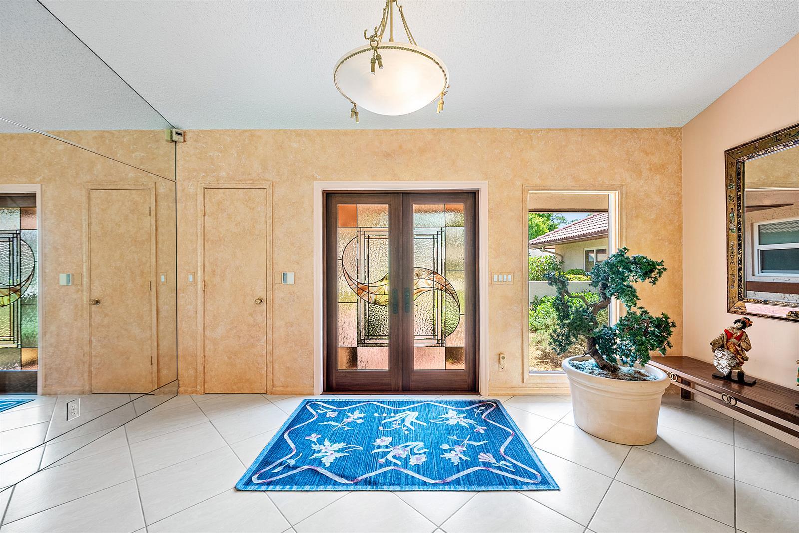 10215 Boca Woods Lane, Boca Raton FL 33428 photo 2