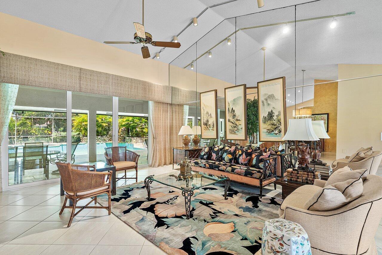 10215 Boca Woods Lane, Boca Raton FL 33428 photo 4