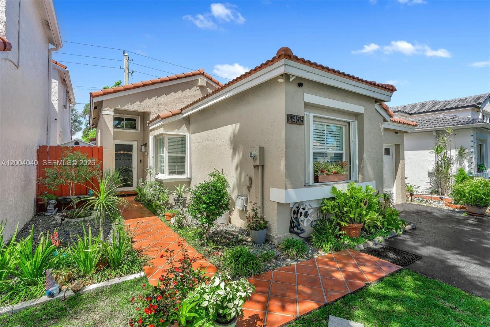 11455 SW 72nd Ter, Miami FL 33173