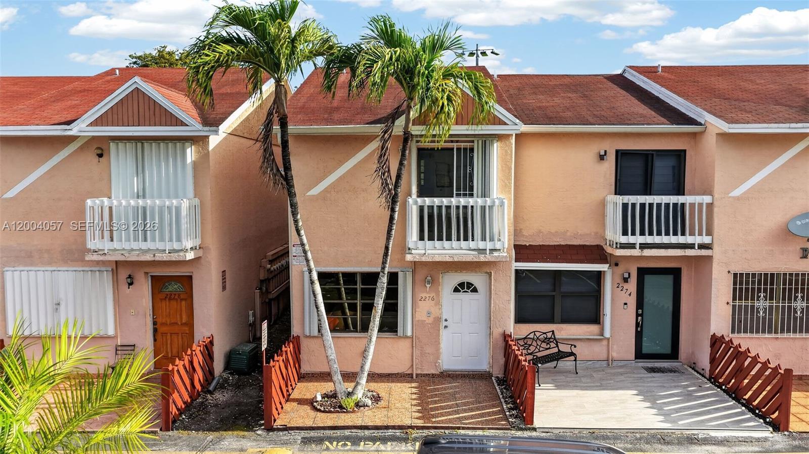 2276 W 56th St # 109, Hialeah FL 33016