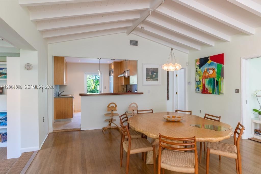 1123 Bay Dr, Miami Beach FL 33141 photo 5