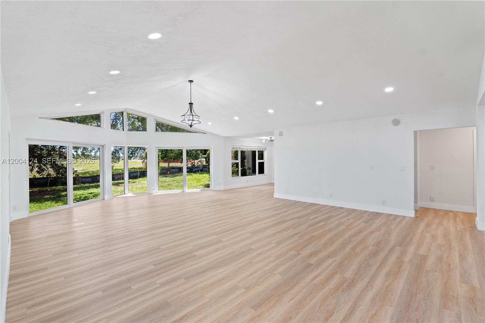 4508 King Palm Dr, Tamarac FL 33319 photo 5