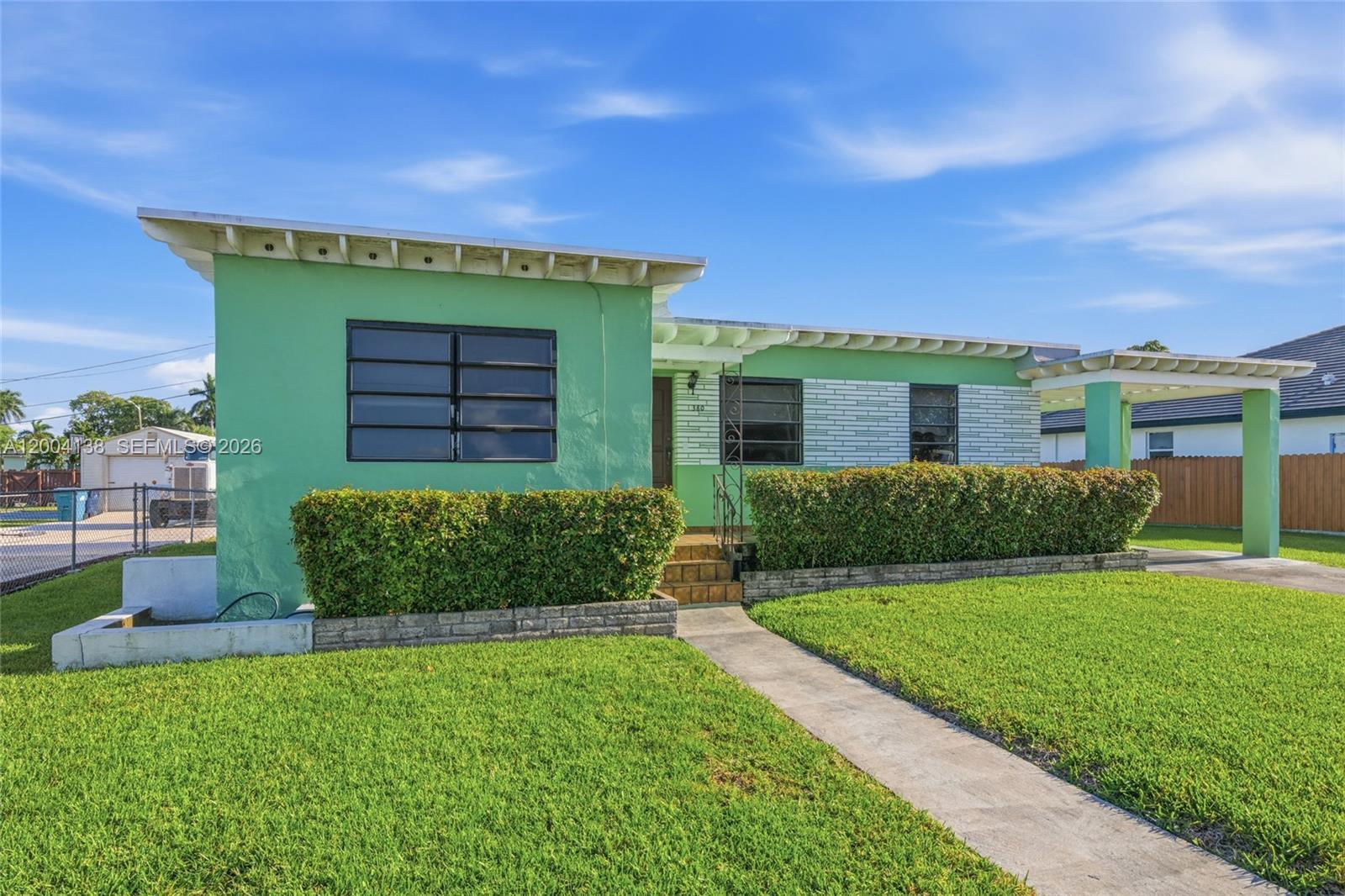 380 NE 15th St, Homestead FL 33030