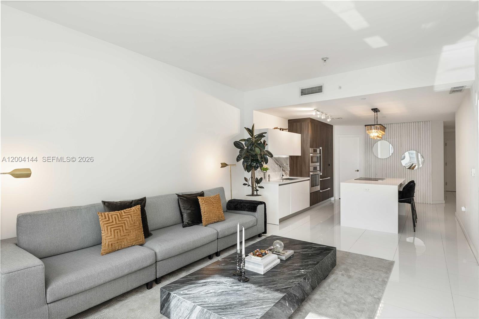 851 NE 1st Ave # 4405, Miami FL 33132 photo 4