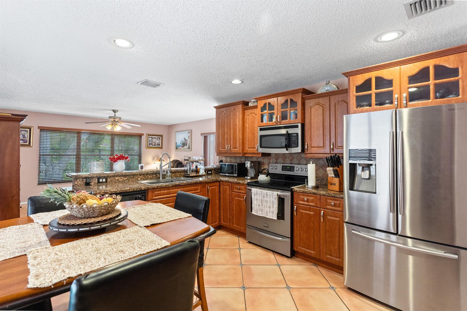 2993 SW 174th Avenue, Miramar FL 33029 photo 5