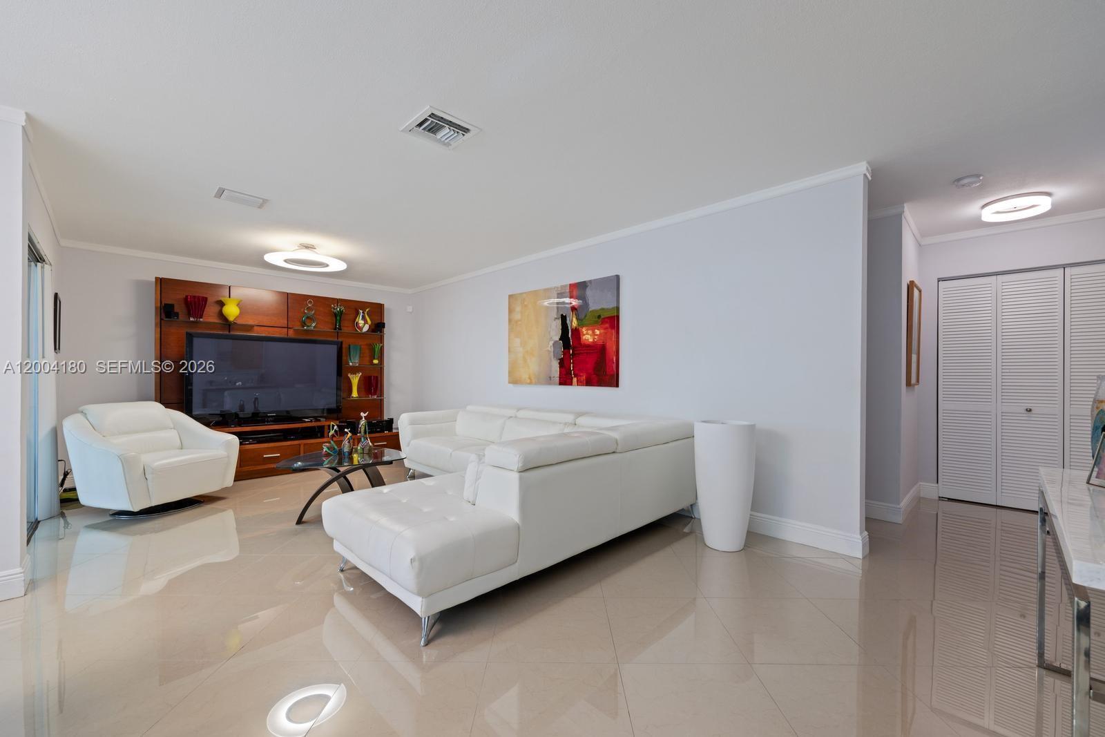 14812 SW 140th Pl, Miami FL 33186 photo 5