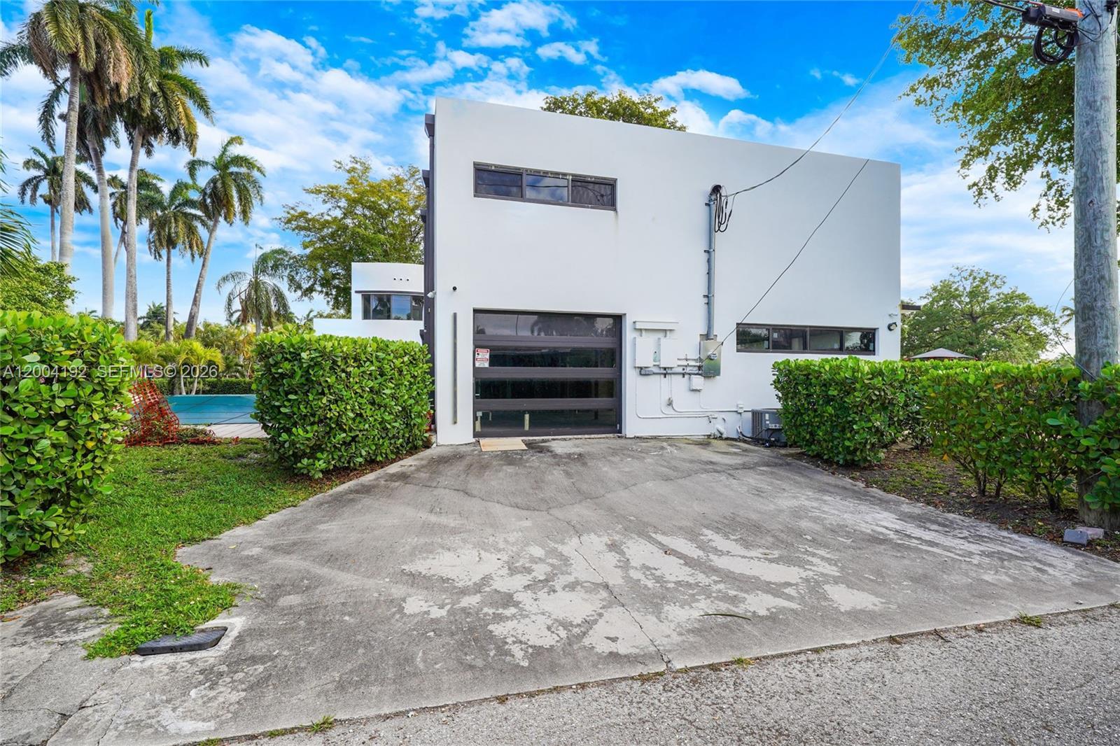 1329 Polk St, Hollywood FL 33019 photo 3