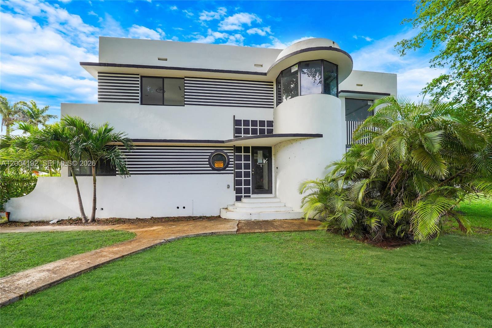 1329 Polk St, Hollywood FL 33019