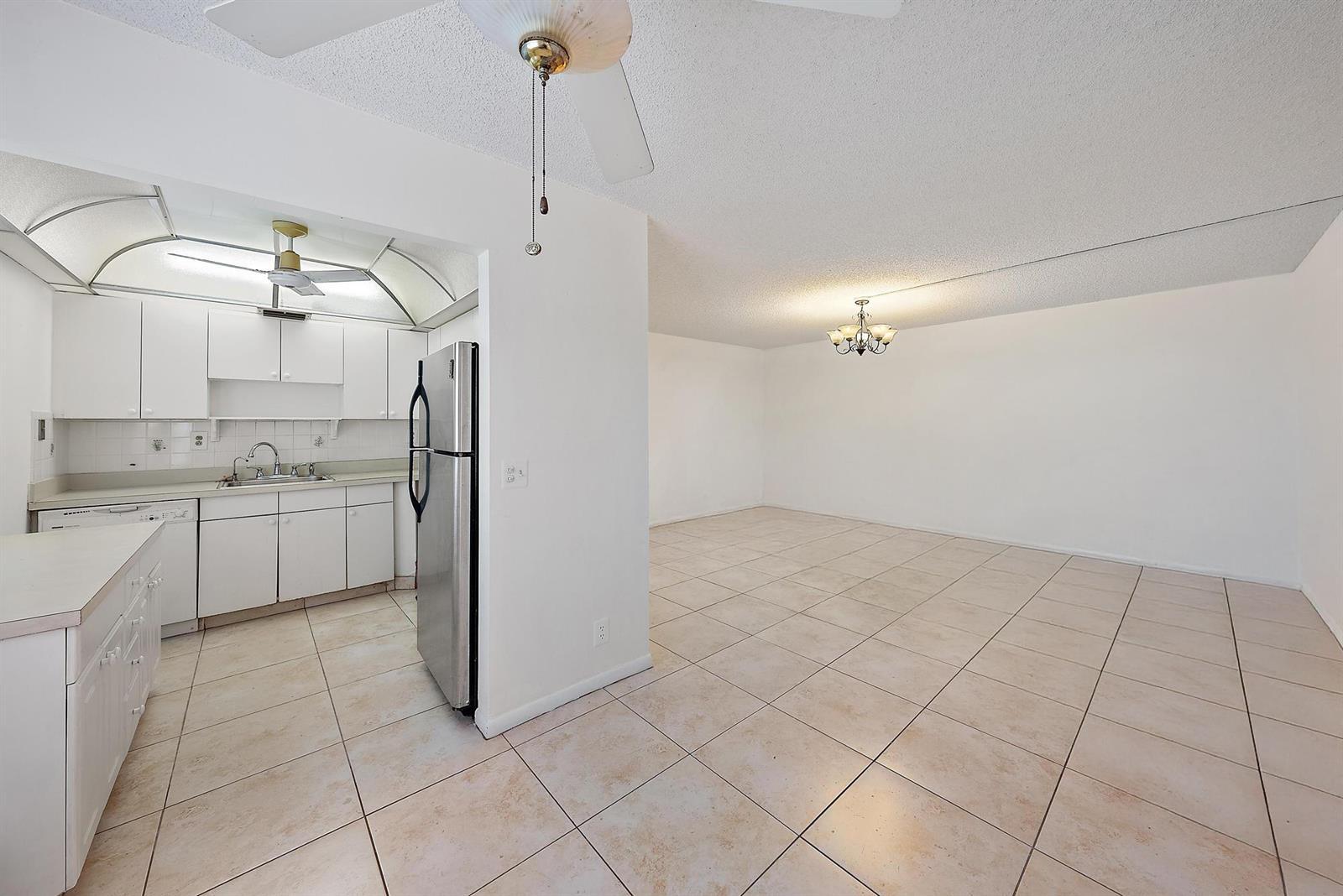 869 S Flanders S, Delray Beach FL 33484 photo 2