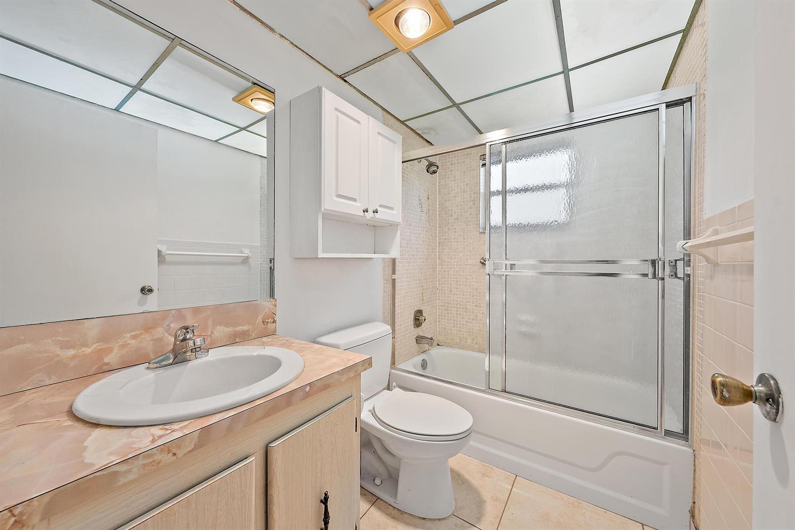 869 S Flanders S, Delray Beach FL 33484 photo 4