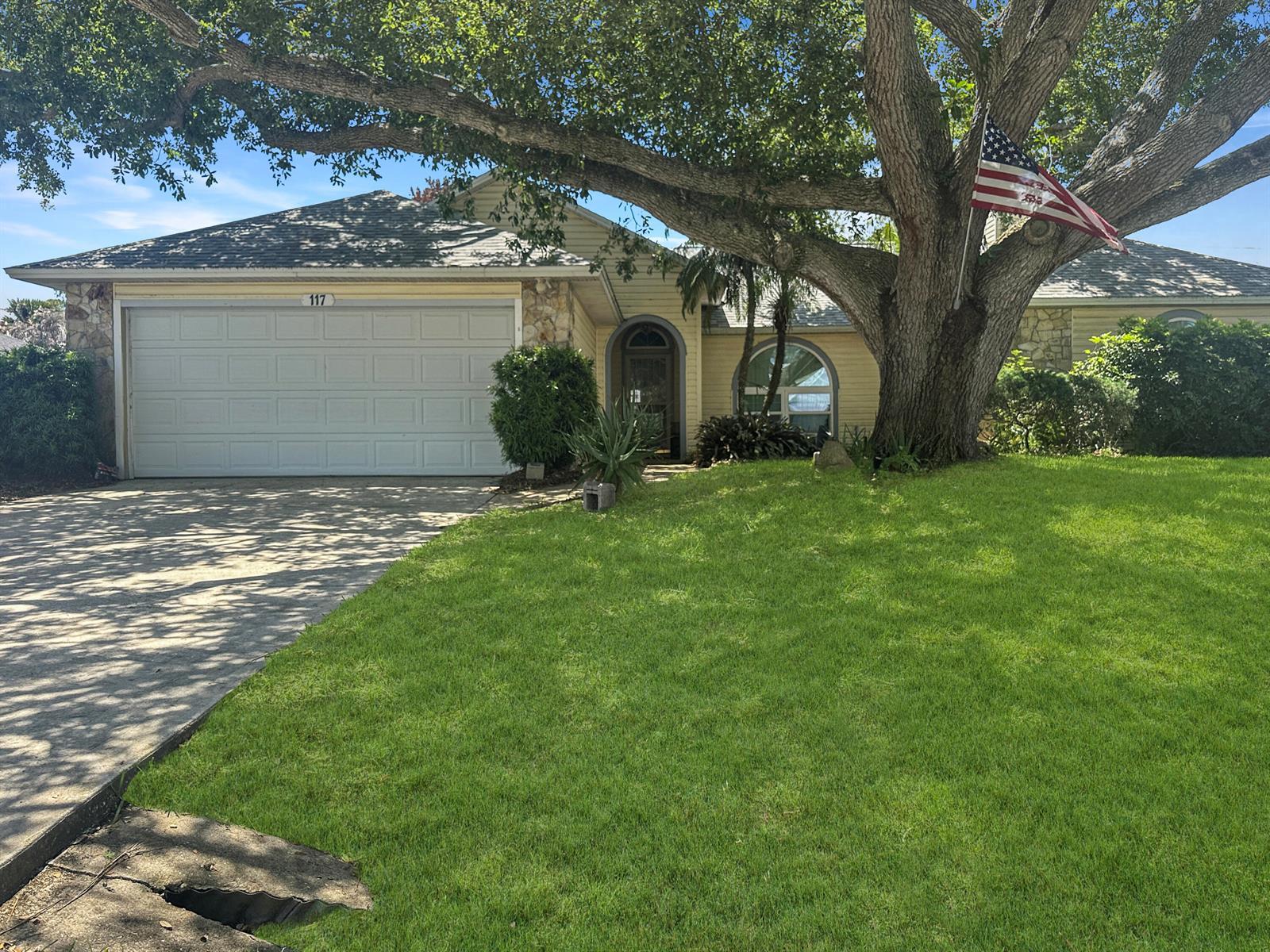 117 Hinchman Avenue, Sebastian FL 32958