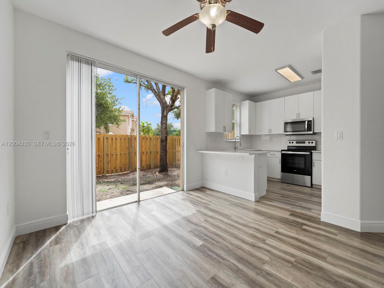 1442 SE 26th Ave, Homestead FL 33035 photo 3