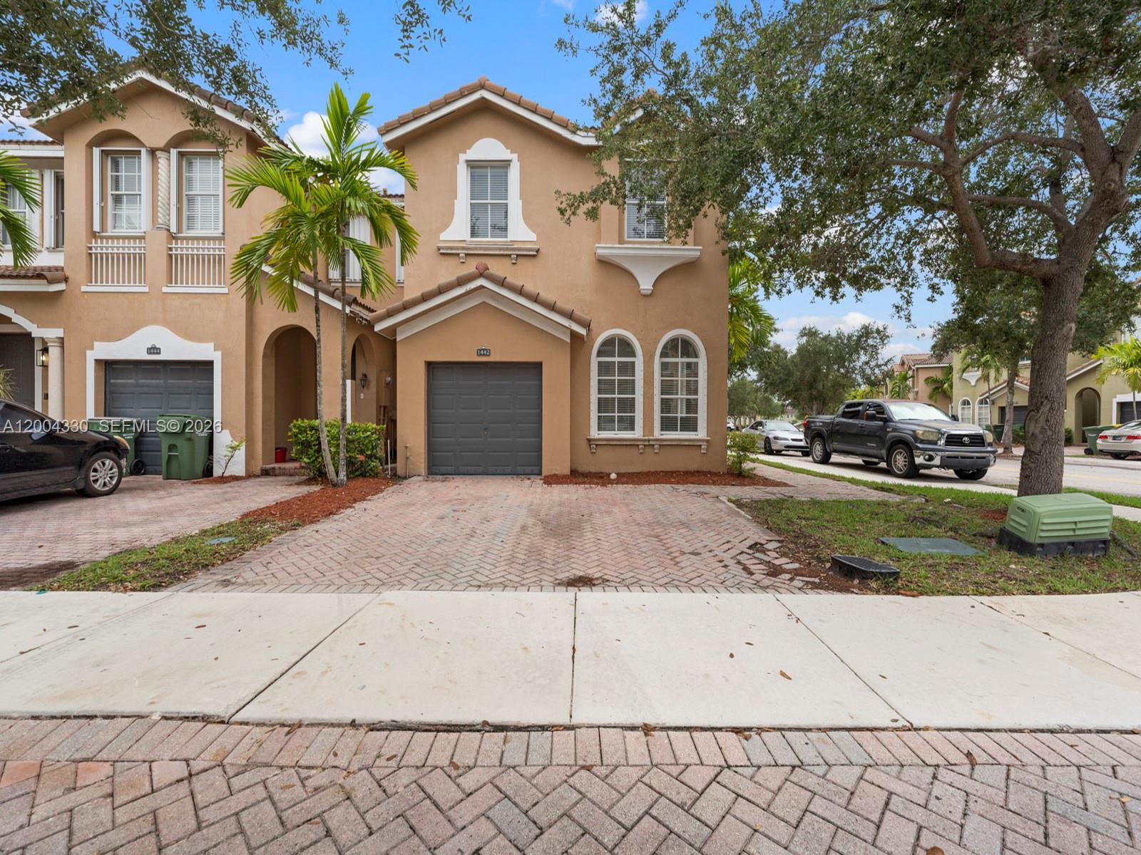 1442 SE 26th Ave, Homestead FL 33035
