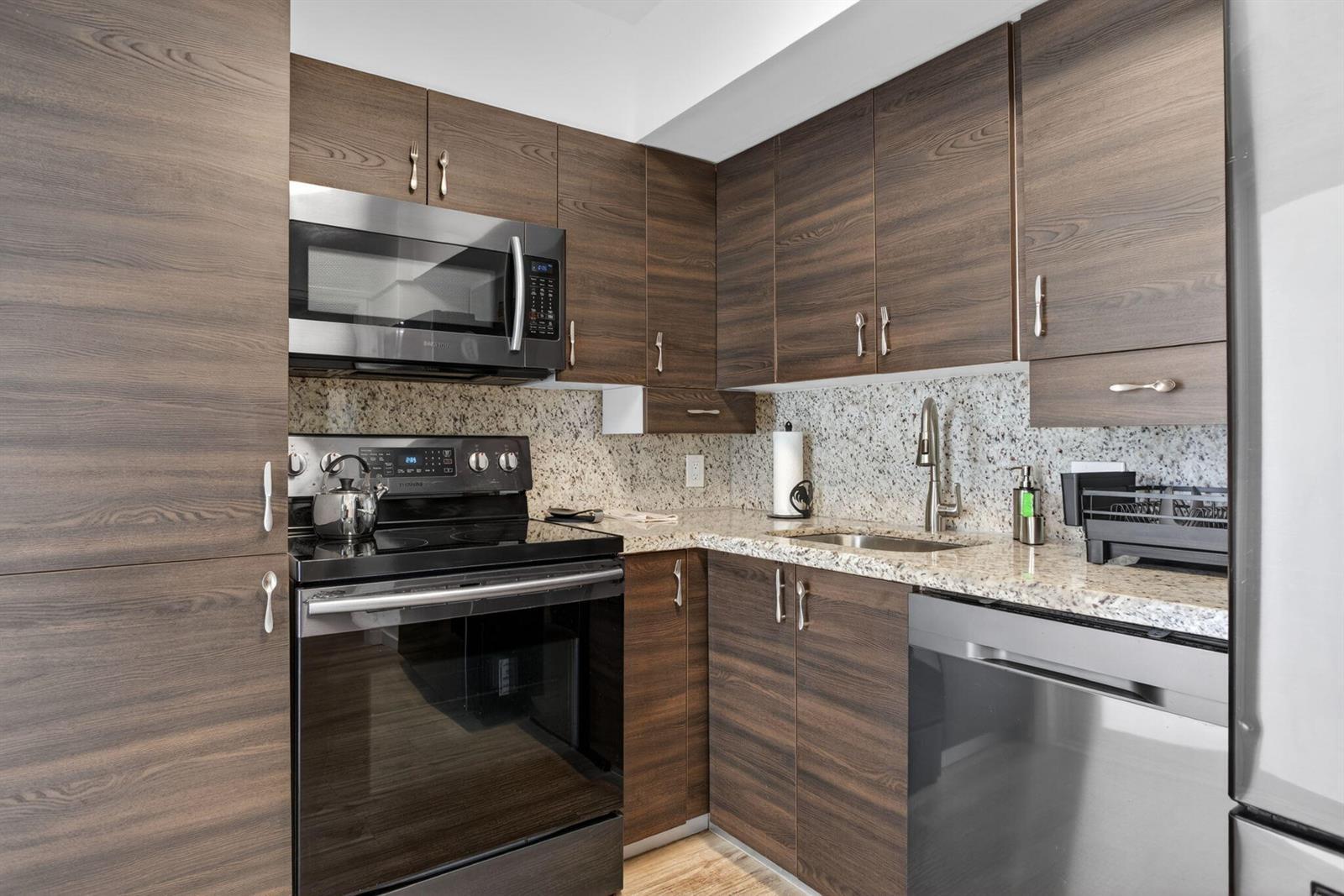 2950 N Palm Aire Drive # 606, Pompano Beach FL 33069 photo 2