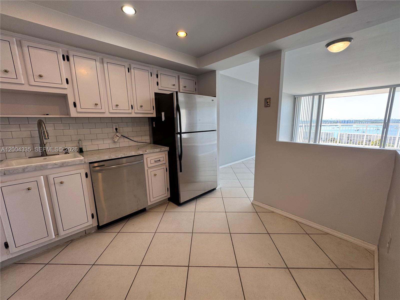 18041 Biscayne Blvd # 1603, Aventura FL 33160 photo 2