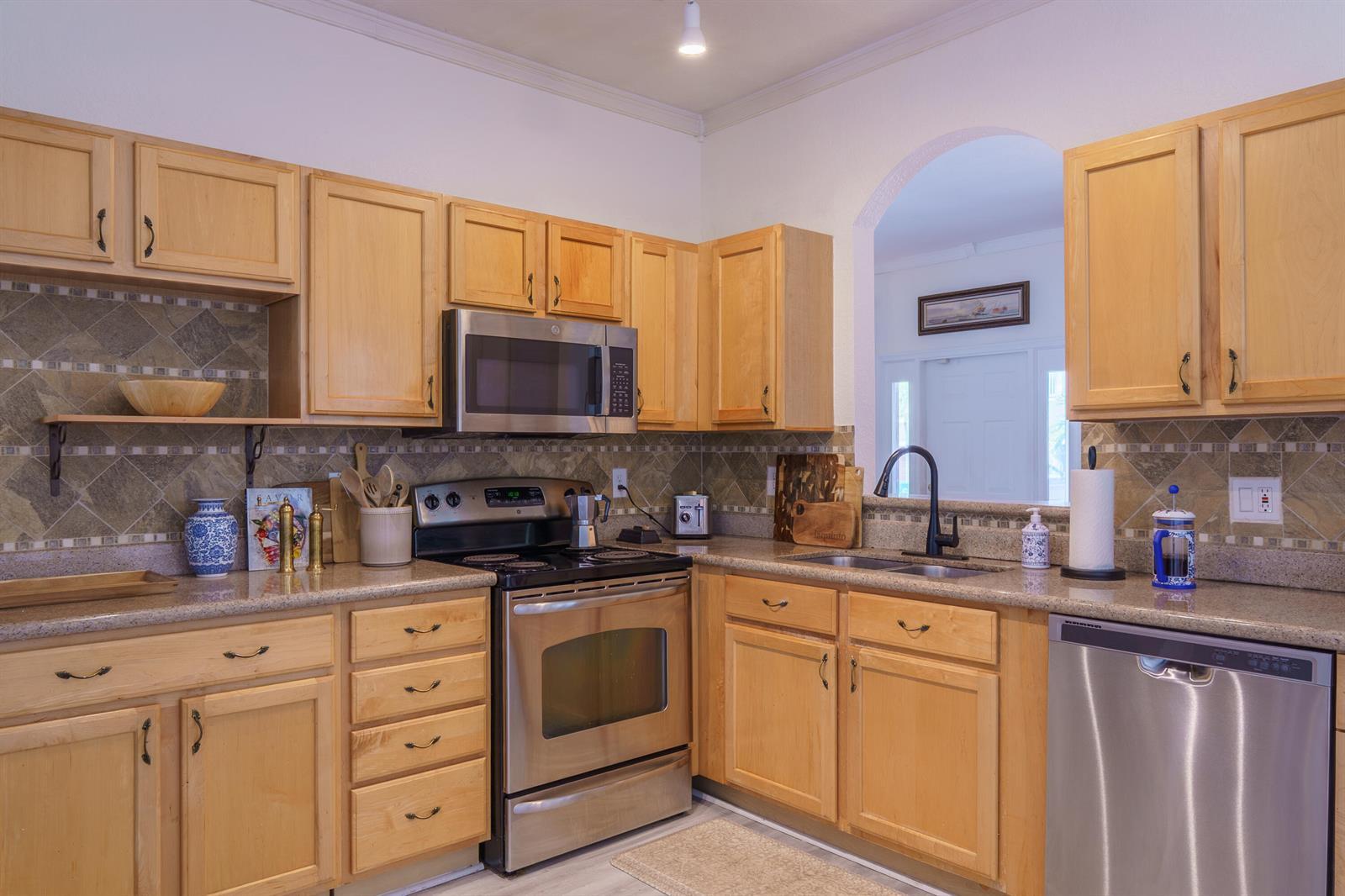 10585 NW 56th Place, Coral Springs FL 33076 photo 3