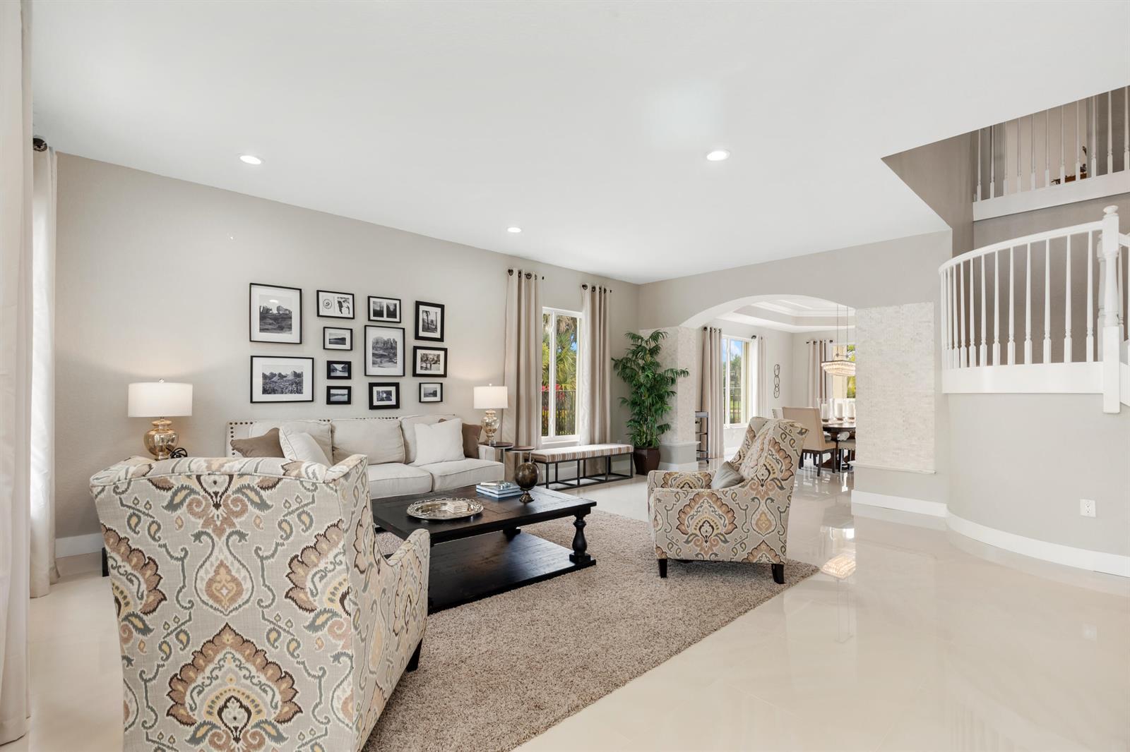 19132 Streamside Court, Boca Raton FL 33498 photo 2