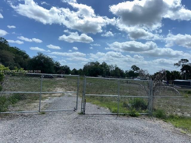 755 N HACIENDA, Clewiston FL 33440 photo 2