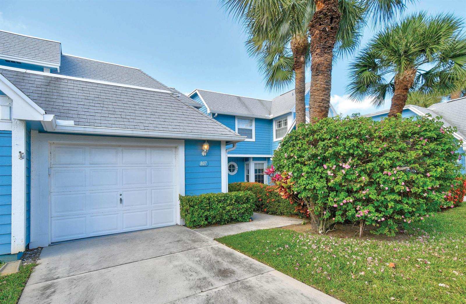 807 Ocean Dunes Circle, Jupiter FL 33477 photo 3