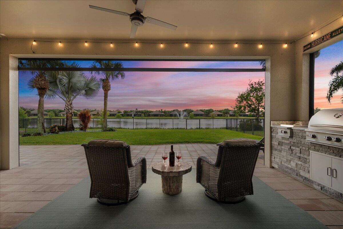 3704 Siena Circle, Wellington FL 33414 photo 2
