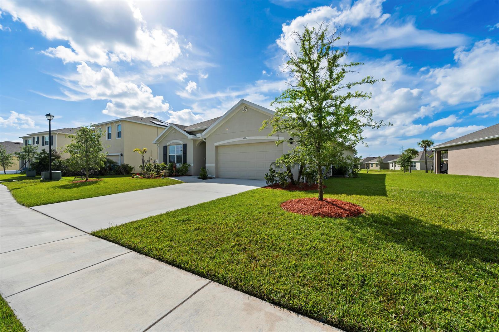3324 Homestead Drive, Fort Pierce FL 34945 photo 4