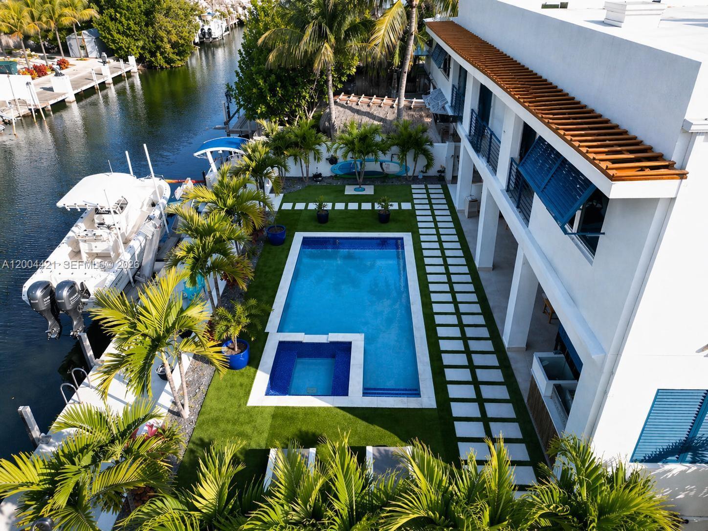 139 Tequesta St, Islamorada FL 33070 photo 2