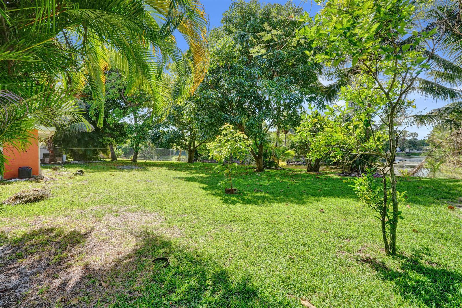 6540 SW 7th Street, Margate FL 33068 photo 5