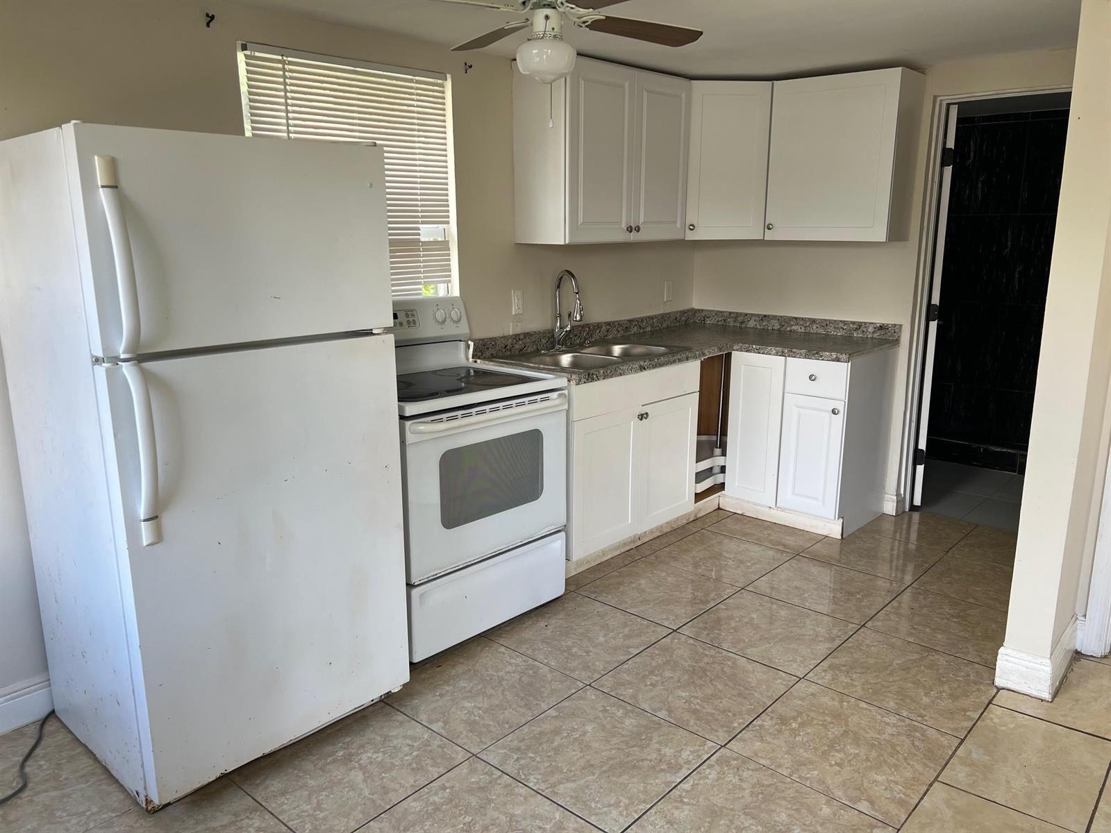 8269 NW 1st Place # 2, Miami FL 33150 photo 3