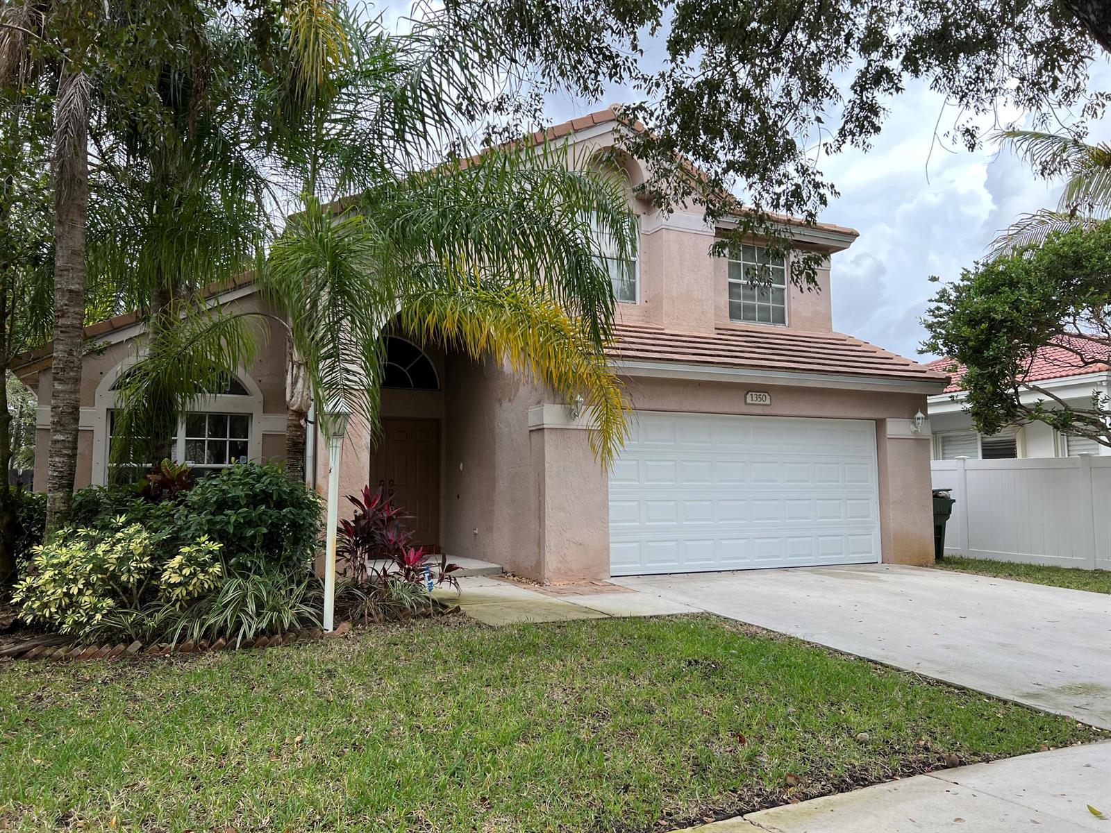 1350 NW 143rd Avenue, Pembroke Pines FL 33028 photo 2