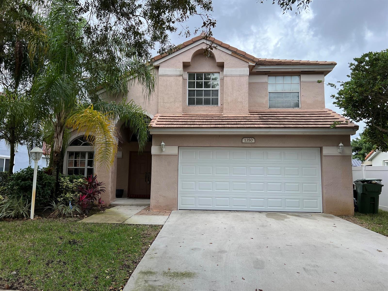 1350 NW 143rd Avenue, Pembroke Pines FL 33028
