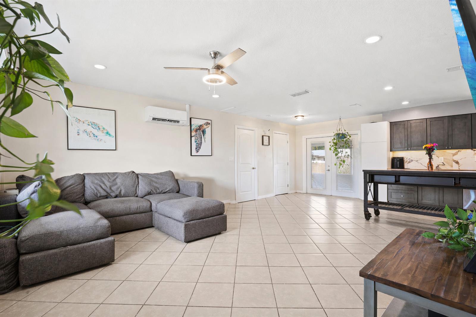 1741 SE Jackson Street, Stuart FL 34997 photo 3