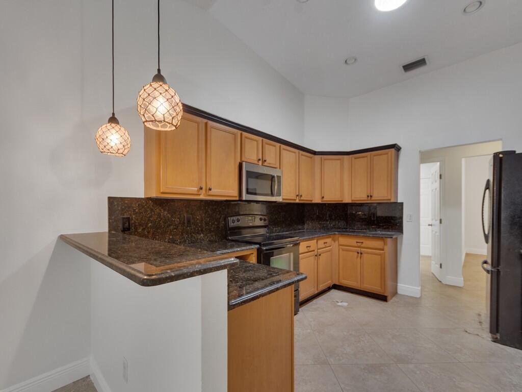 2331 SW Freeman Street, Port St. Lucie FL 34953 photo 5