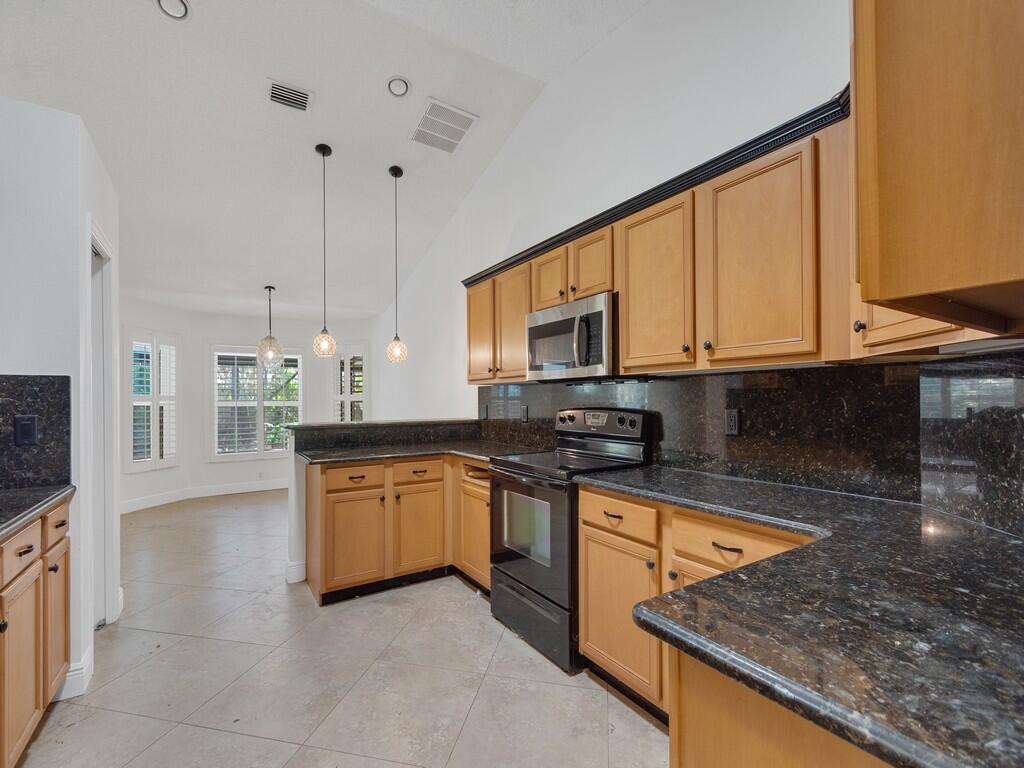 2331 SW Freeman Street, Port St. Lucie FL 34953 photo 4