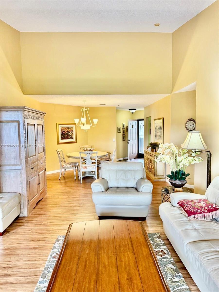 5155 Europa Dr # U, Boynton Beach FL 33437